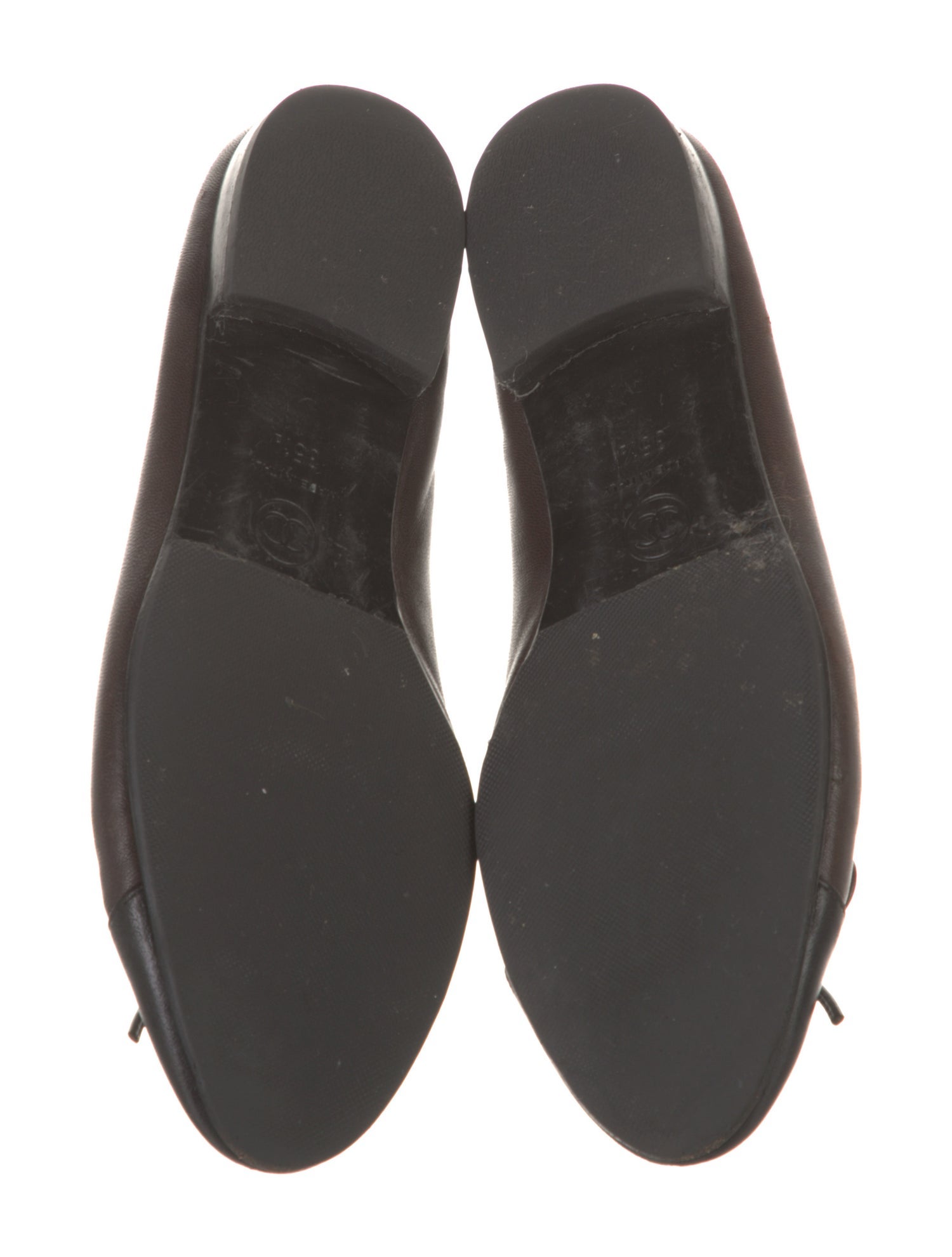 Chanel Interlocking CC Logo Leather Ballet Flats